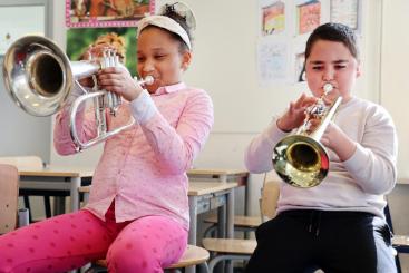 Afbeelding behorende bij Kinderen van de Wensvogel maken muziek | 