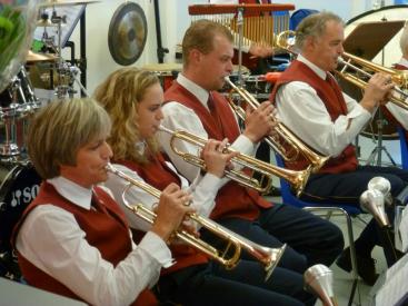 Afbeelding behorende bij Muziekvereniging Excelsior | Fanfare, dweilorkest, drumsectie en opleidingen